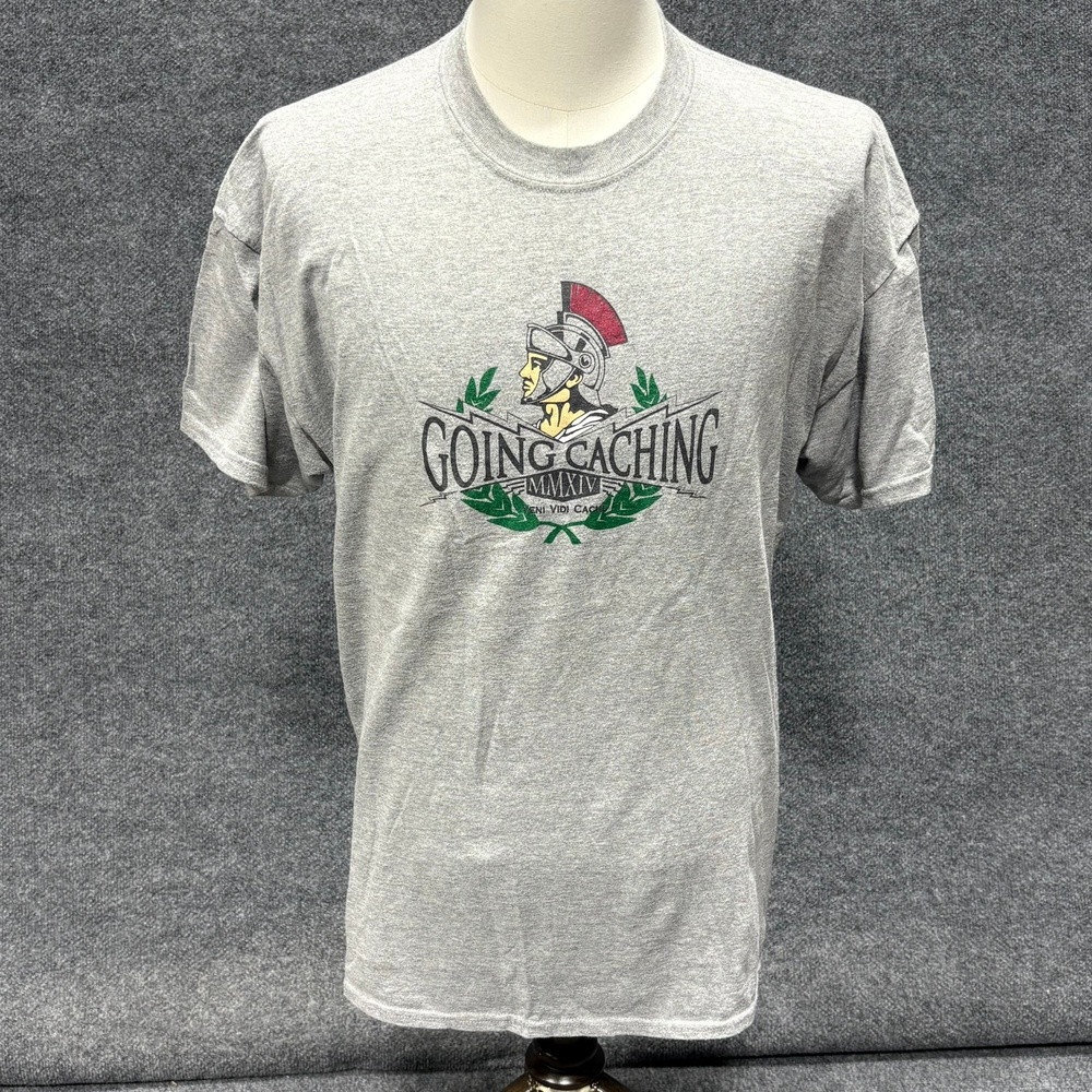 Gildan Shirt Mens XL Gray Going Caching Roman Soldier Graphic Tee Tagless